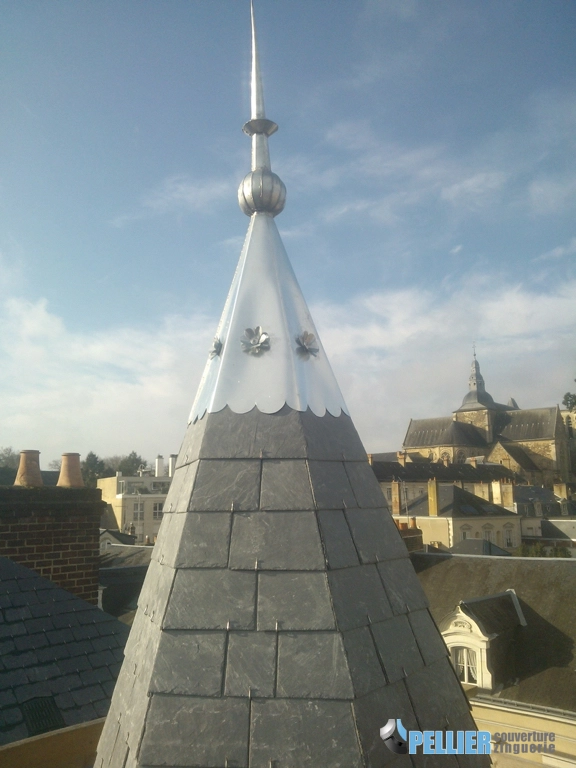 19PELLIER COUVREUR ZINGUEUR 19