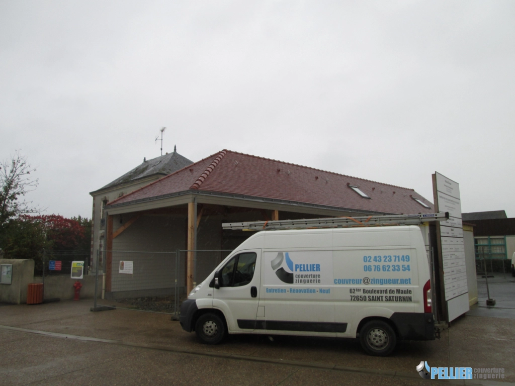 tuiles-pellier-couvreur-zingueur-sarthe